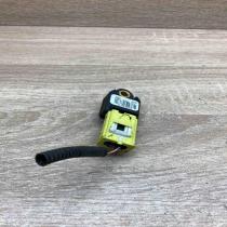 89831 02060 Used  Airbag deployment crash/impact sensor Toyota Auris 150
