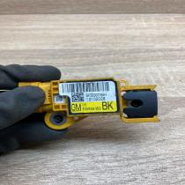 13102028   Airbag deployment crash/impact sensor Opel Signum