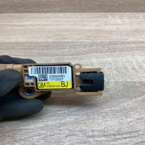 13102027 BJ  Airbag deployment crash/impact sensor Opel Signum