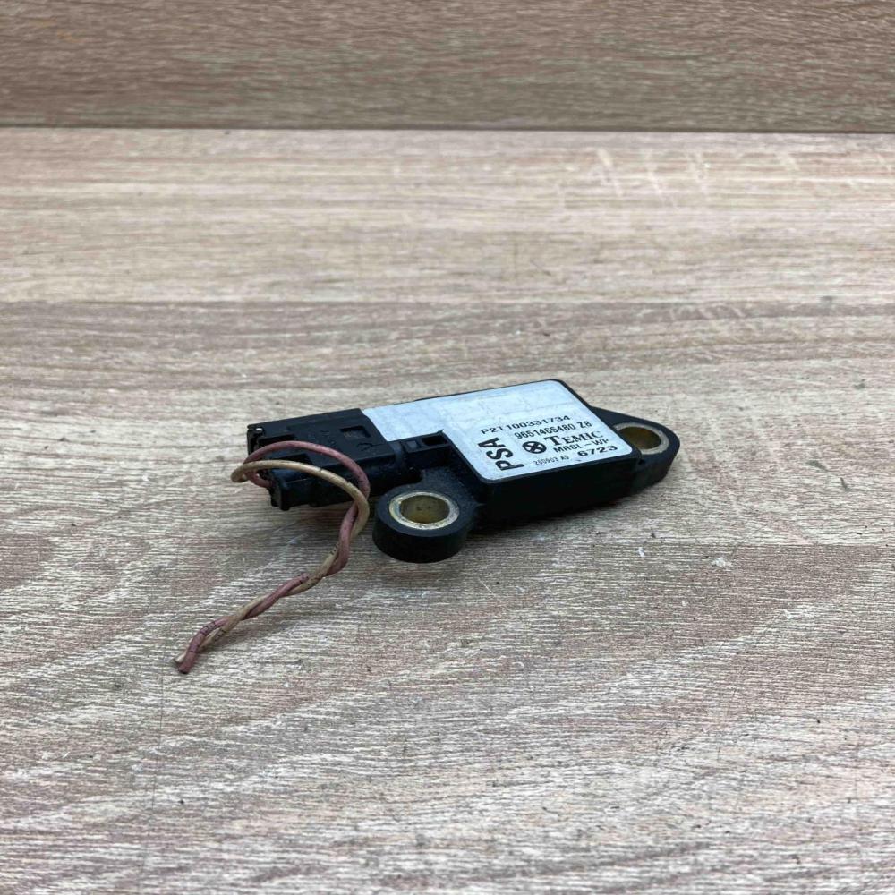 9651465480 Z8   Airbag deployment crash/impact sensor Peugeot 607
