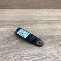 4D0959643A   Airbag deployment crash/impact sensor Audi A8 S8 D2 4D