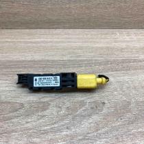 4B0959643E   Airbag deployment crash/impact sensor Audi A6 S6 C5 4B