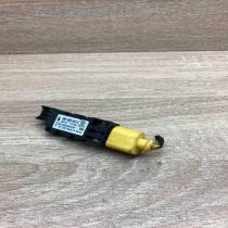 4B0959643E   Airbag deployment crash/impact sensor Audi A6 S6 C5 4B