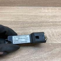 8D0959643B Side  Airbag deployment crash/impact sensor Audi A4 S4 B5 8D