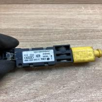 4B0959643C   Airbag deployment crash/impact sensor Audi A6 S6 C5 4B