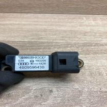 4B0959643B   Airbag deployment crash/impact sensor Audi A6 S6 C5 4B