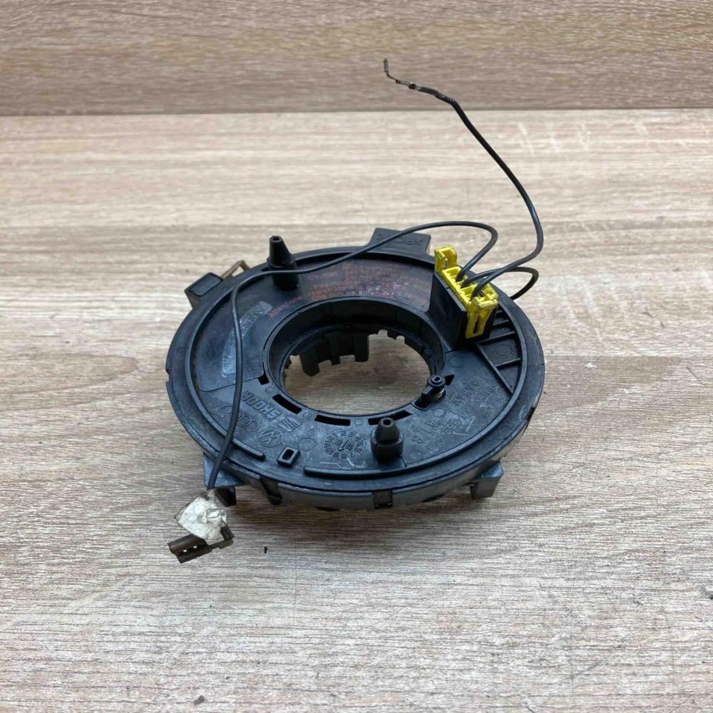 1J0959653   Airbag slip ring squib (SRS ring) Volkswagen Golf IV