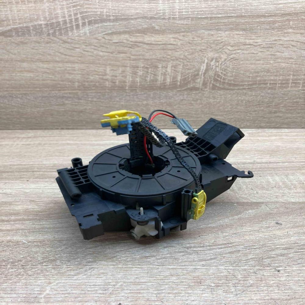 8200012243 34443801  Airbag slip ring squib (SRS ring) Renault Laguna I