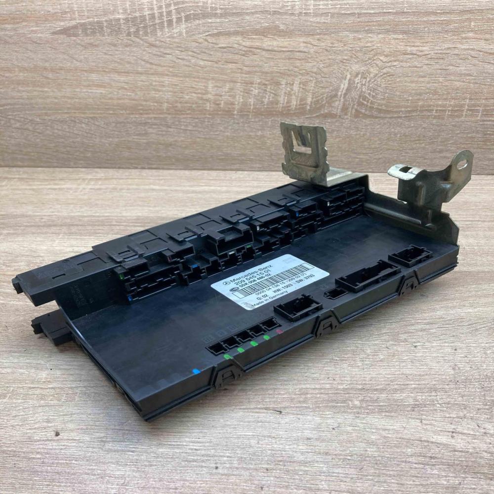 2095451501 5DK008486 02  Fuse module Mercedes-Benz C W203