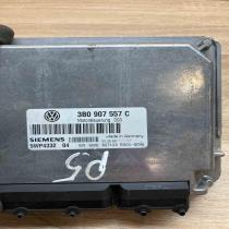 3B0907557C   Engine control unit/module ECU Volkswagen PASSAT B5