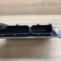 3B0907557D   Engine control unit/module ECU Volkswagen PASSAT B5