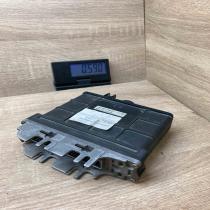 01M927733G 5DG007651 08  Gearbox control unit/module Volkswagen PASSAT B4