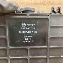 039906024   Engine control unit/module ECU Audi A6 S6 C4 4A