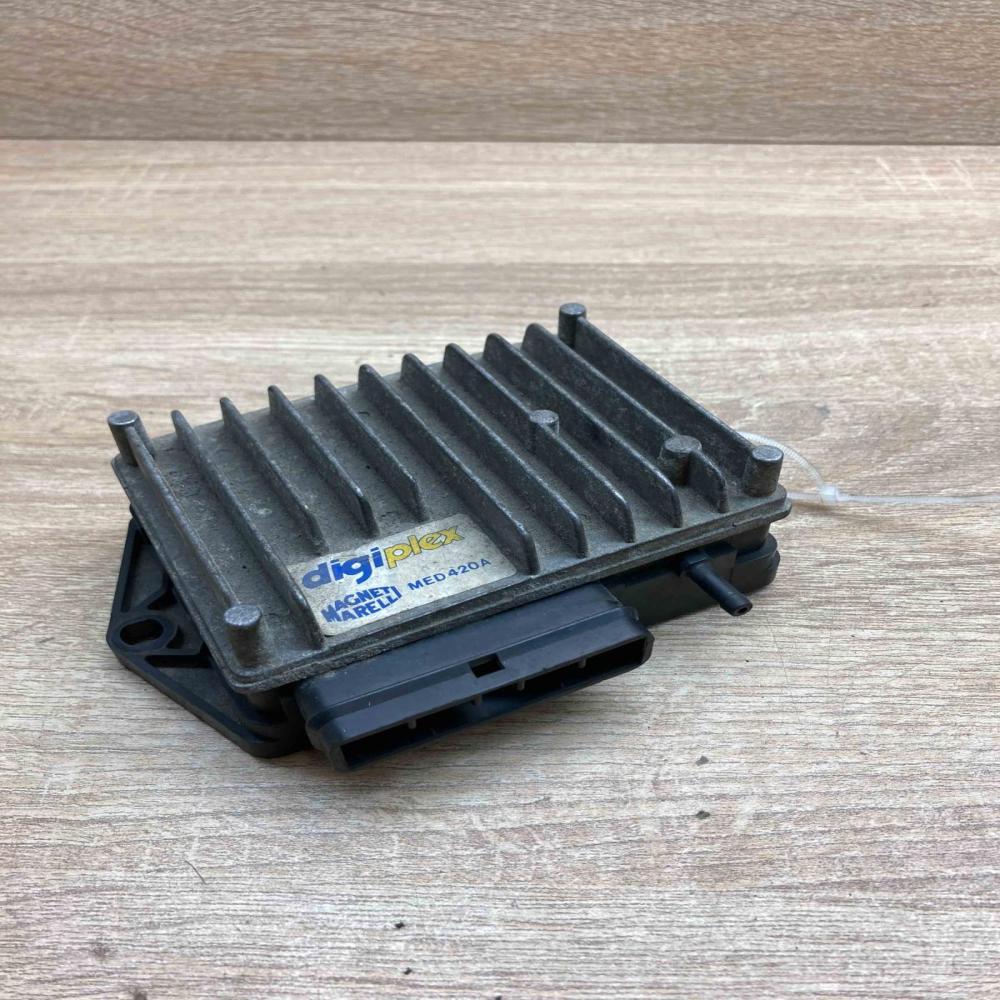 MED420A   Engine control unit/module ECU Fiat Croma