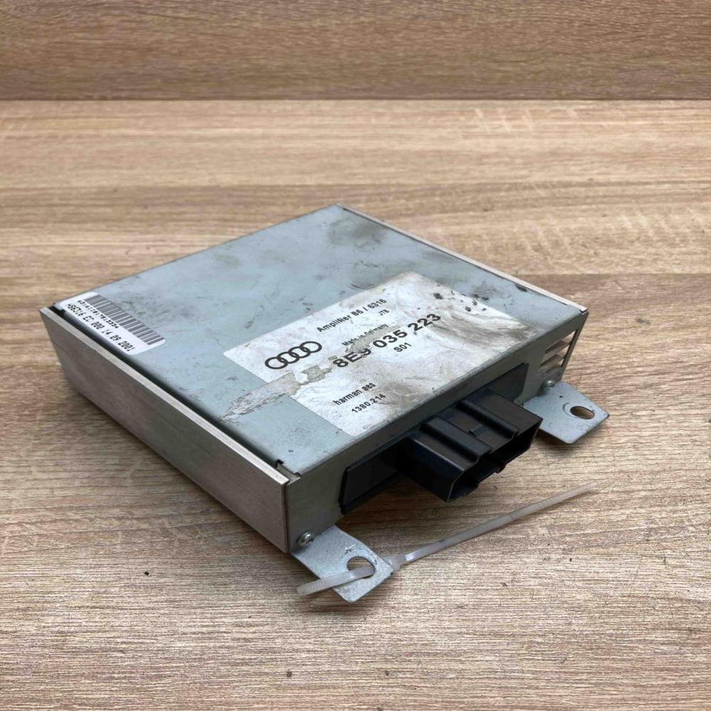 8E9035223   Sound amplifier Audi A4 S4 B7 8E 8H
