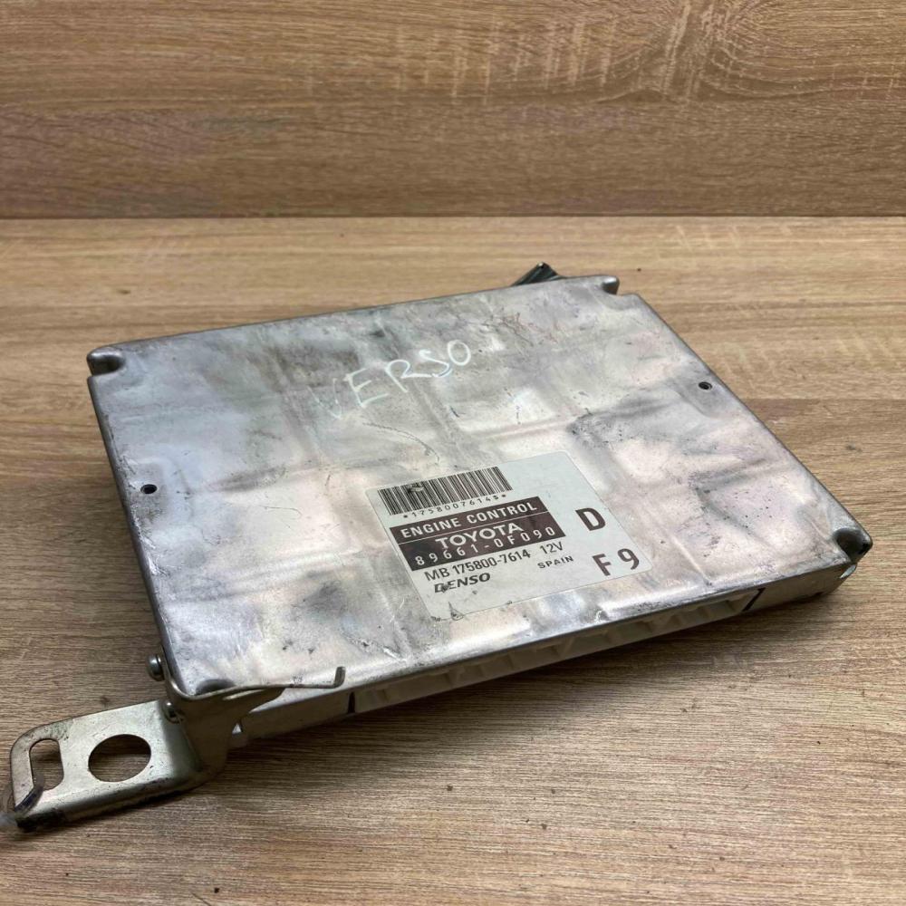 89661 0F090 MB175800 7614 Used Engine control unit/module ECU Toyota Corolla Ver