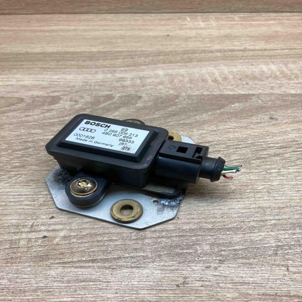 4B0907655 0265005213  ESP acceleration yaw rate sensor Audi A6 S6 C5 4B