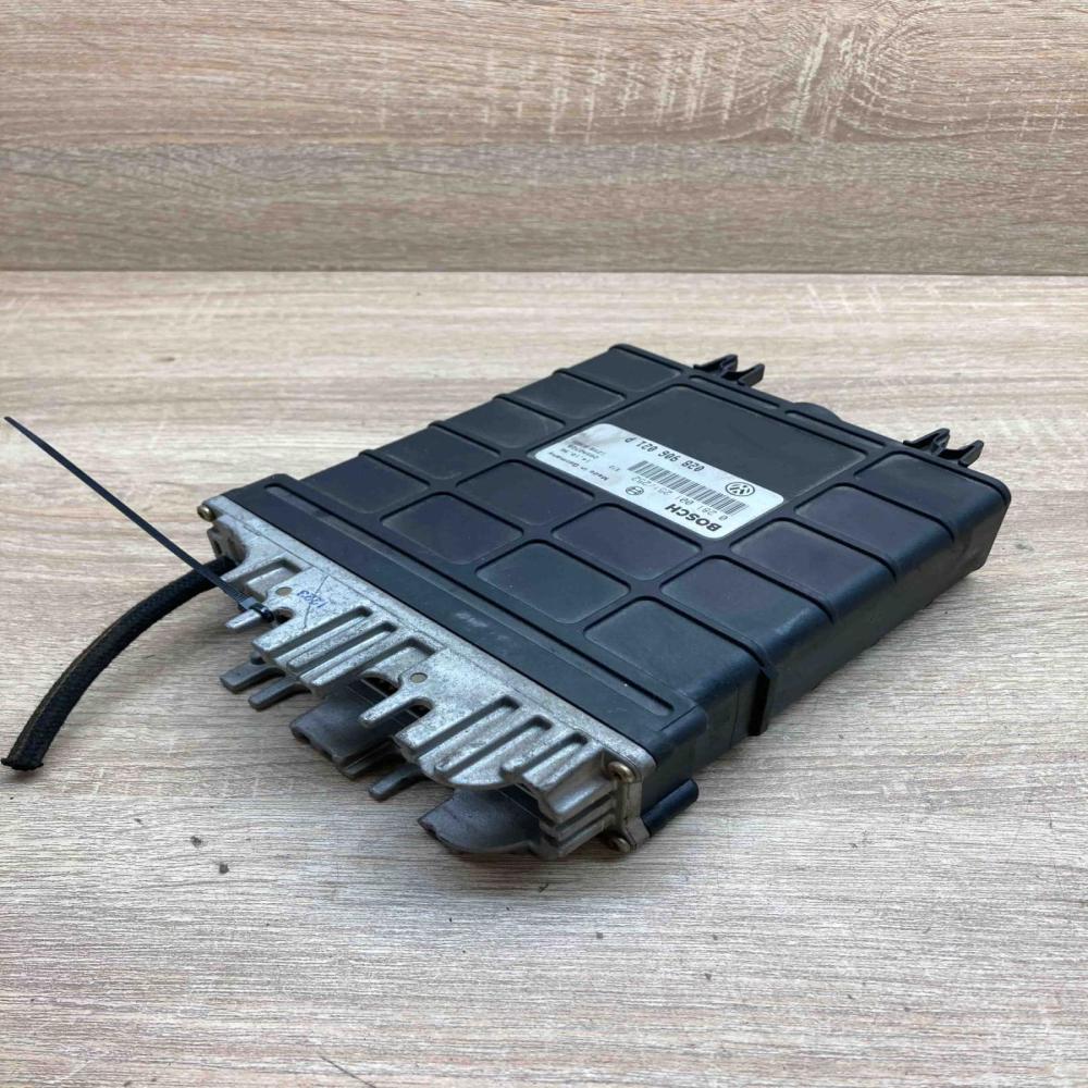 028906021P 0281001251  Engine control unit/module ECU Volkswagen Sharan