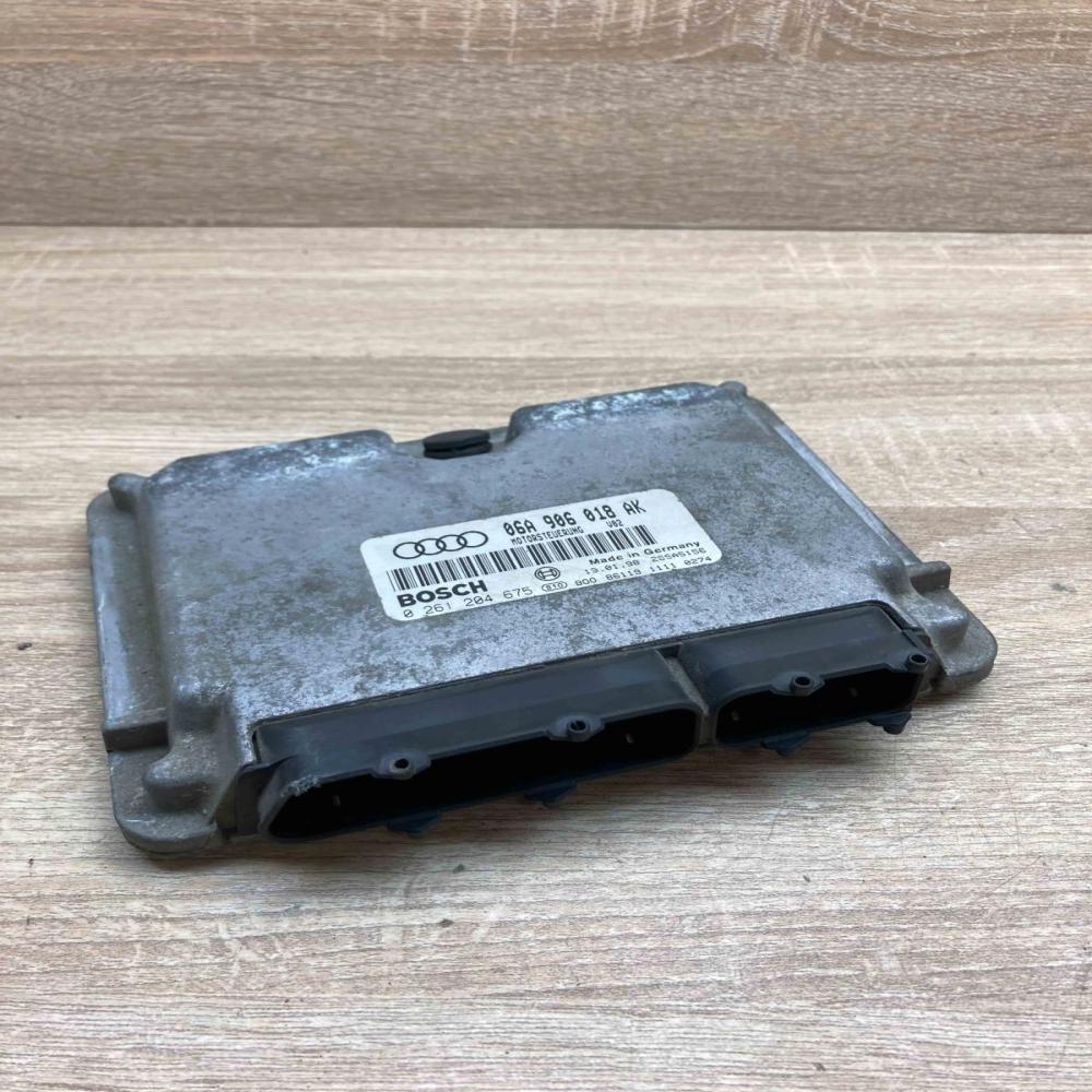 06A906018AK 0261204675  Engine control unit/module ECU Audi A3 S3 8L