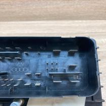 1K0937124H 0414307041 E  Fuse module Volkswagen Golf V