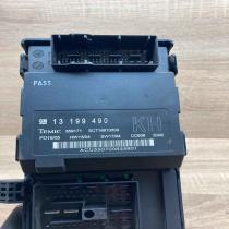 13181984 13199490 84GEHP Fuse module Opel Signum