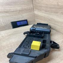 13181984 13199490 84GEHP Fuse module Opel Signum