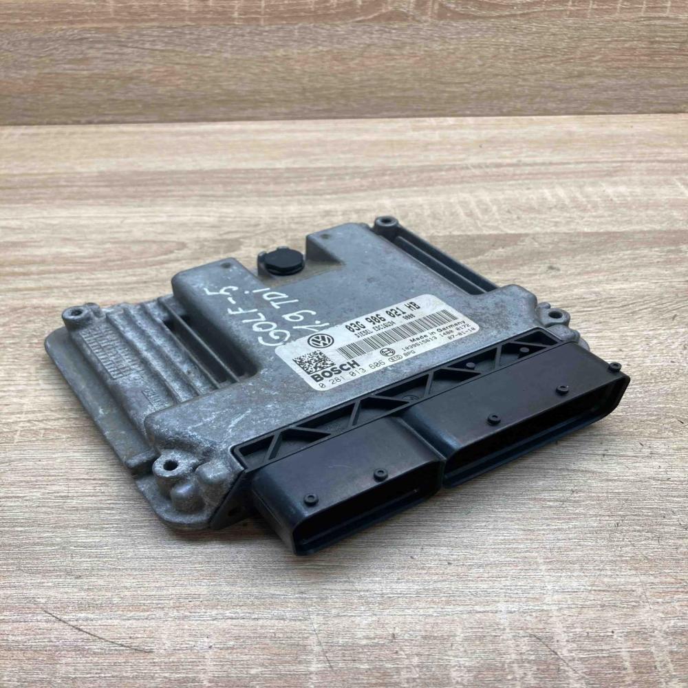 03G906021HB 0281013606  Engine control unit/module ECU Volkswagen Golf V