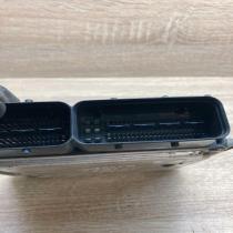 03G906021LB 0281013238  Engine control unit/module ECU Skoda Octavia Mk2 (1Z)