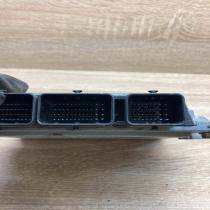 S122326134 A 8200981816  Engine control unit/module ECU Renault Laguna III