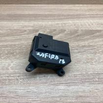 309372700CE D811290 15181  Air flap motor/actuator Opel Zafira B
