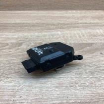 309370600BE   Air flap motor/actuator Opel Zafira B