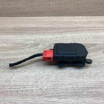 0132801149   Air flap motor/actuator Audi A4 S4 B5 8D