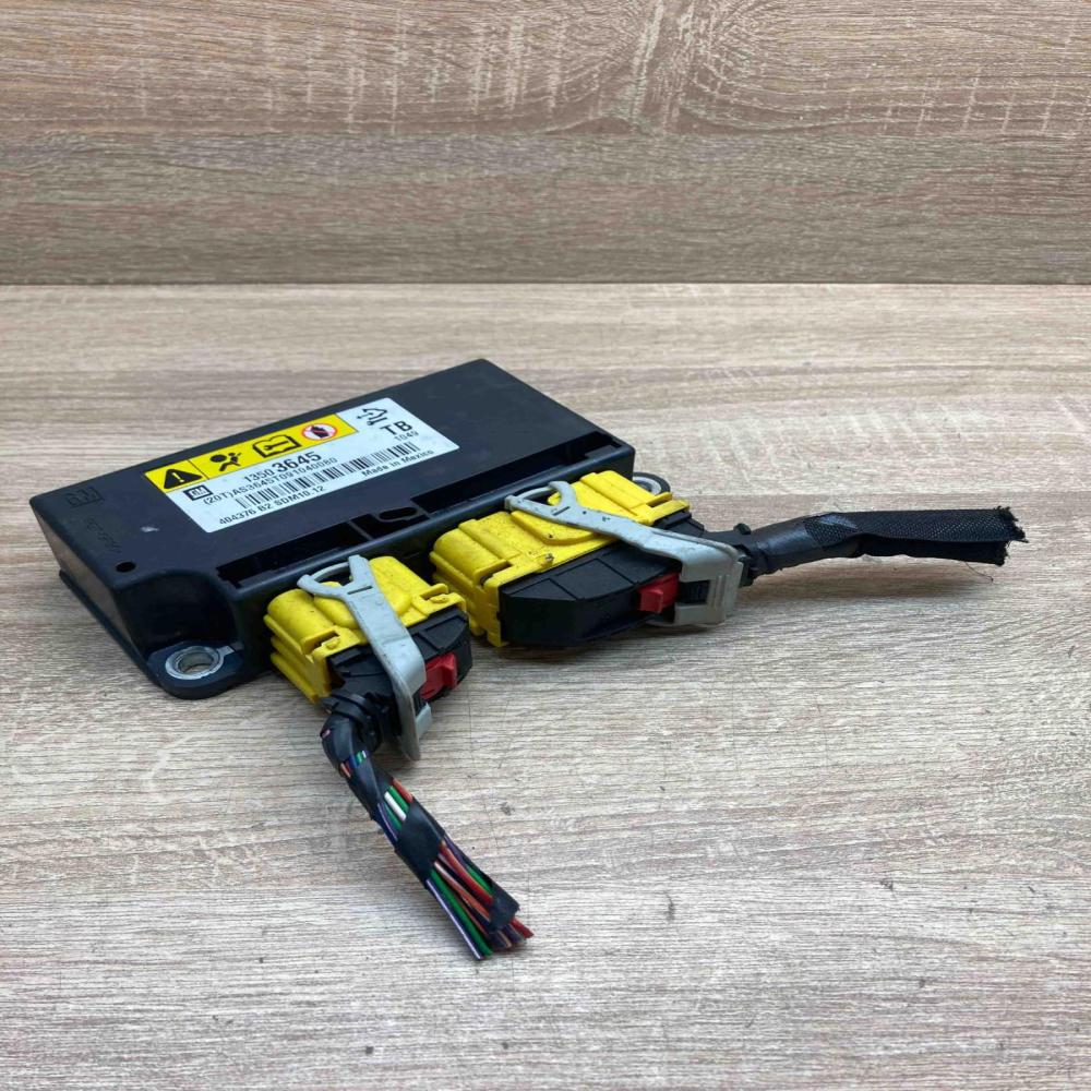 13503645   Airbag control unit/module Opel Insignia A