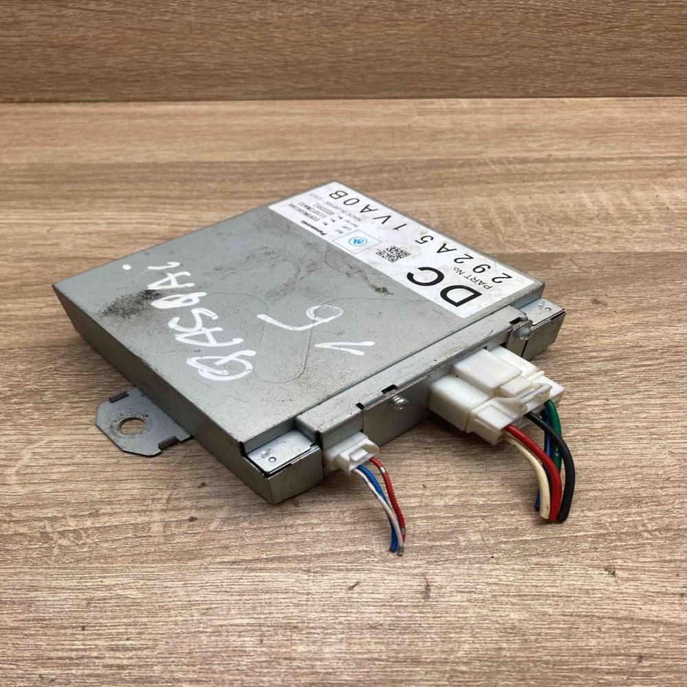 292A5 1VA0B DC  Voltage converter/converter module Nissan Qashqai