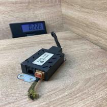 5M0035570B   Aerial antenna amplifier Volkswagen Golf VI