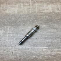 7700856238   Glow plug Renault Master I