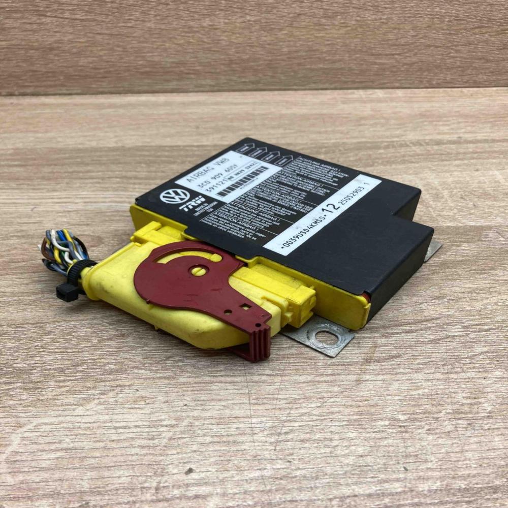 3C0909605F 391121 Unit Airbag control unit/module Volkswagen PASSAT B6