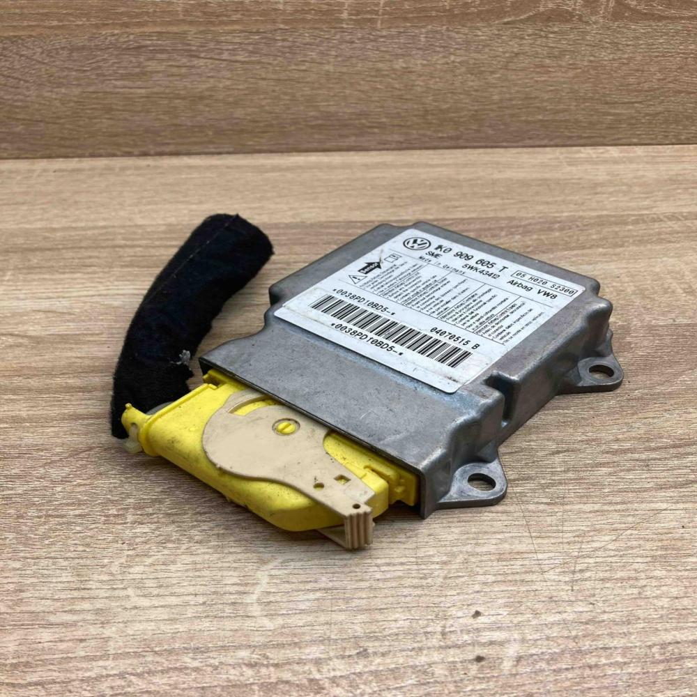 1K0909605T   Airbag control unit/module Volkswagen Jetta V