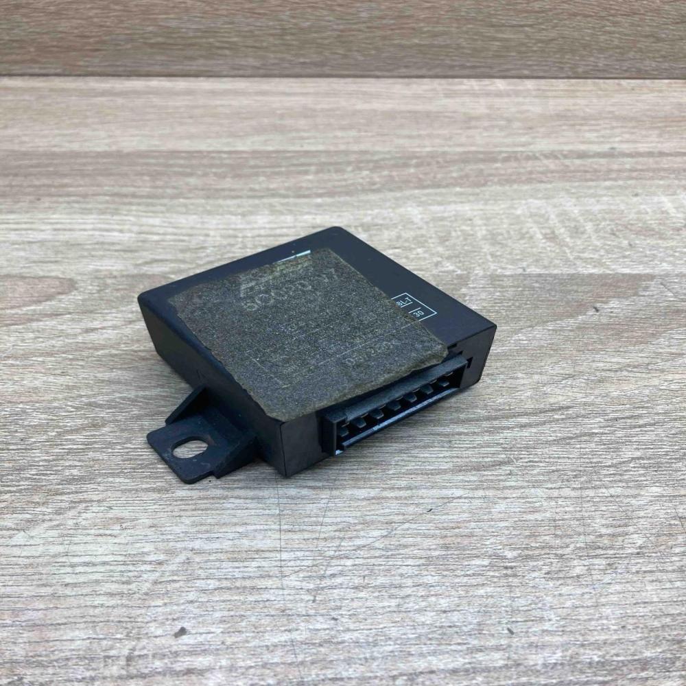 5C020 V7   Other relay Mercedes-Benz E W211