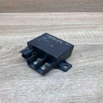 A0025423819   Glow plug pre-heat relay Mercedes-Benz E W211