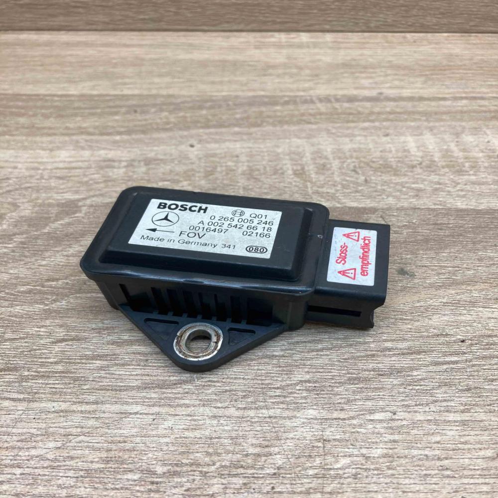 0265005246 A0025426618  ESP acceleration yaw rate sensor Mercedes-Benz E W211