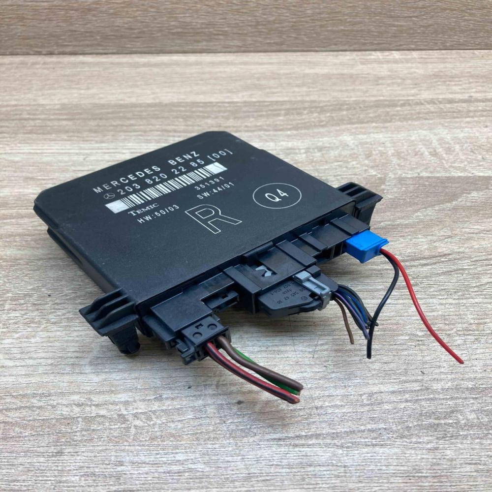 2038202285   Door control unit/module Mercedes-Benz C W203