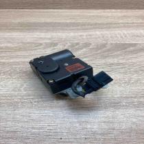 F00S 4C2046 5B07A  Air flap motor/actuator KIA Sorento