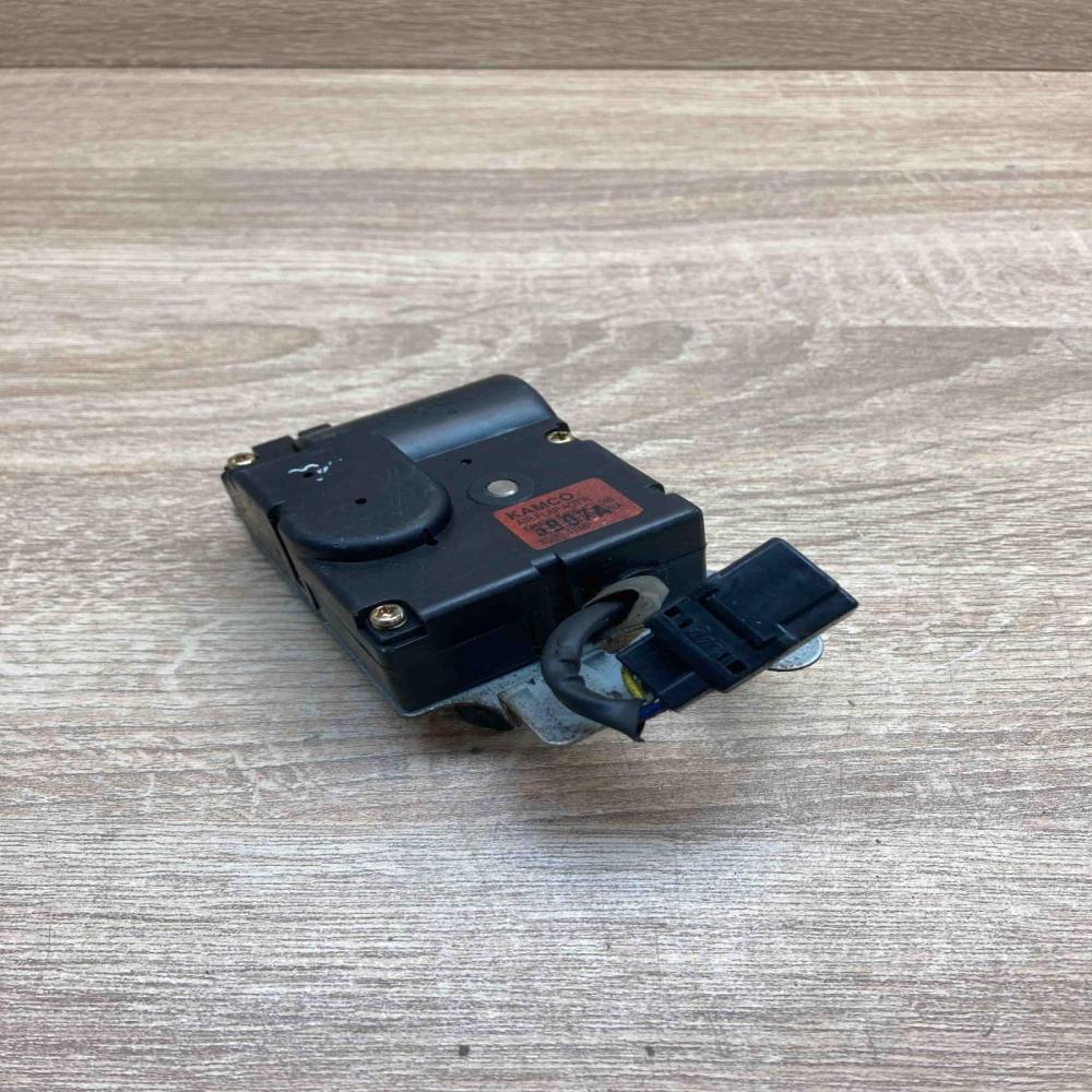 F00S 4C2046 5B07A  Air flap motor/actuator KIA Sorento