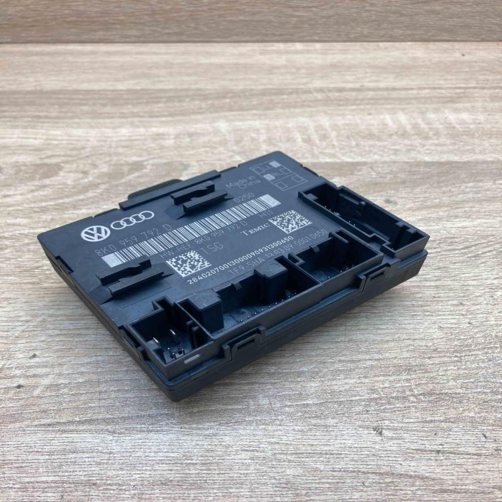 8K0959792D   Door control unit/module Audi A4 S4 B8 8K