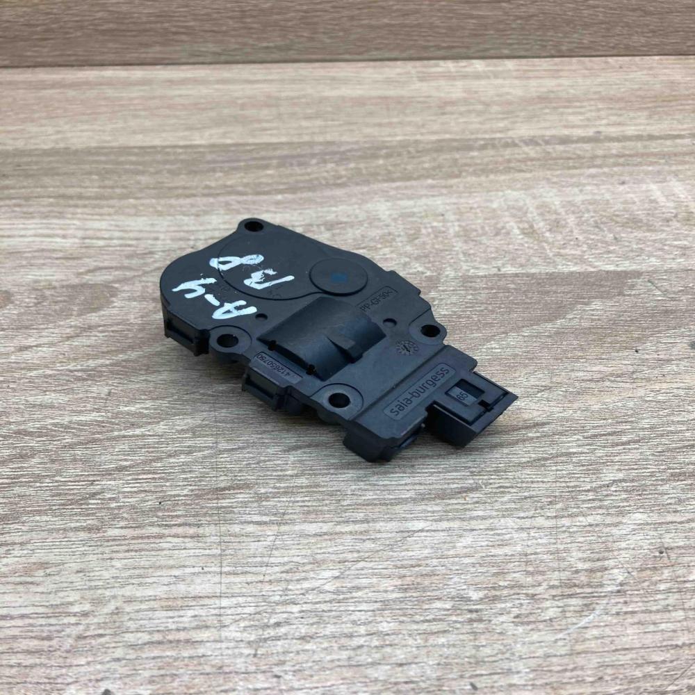 EFB430 17072011  Air flap motor/actuator Audi A4 S4 B8 8K
