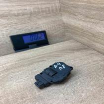 EFB430 17072011  Air flap motor/actuator Audi A4 S4 B8 8K