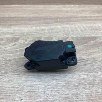 6G9N 19E616 AA 070824  Air flap motor/actuator Volvo XC70