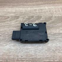0132801359 4F0820511A 250105 03 Air flap motor/actuator Audi A6 S6 C6 4F