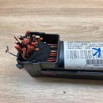 1T1970039 0702587233  Fuse box set Volkswagen Touran I